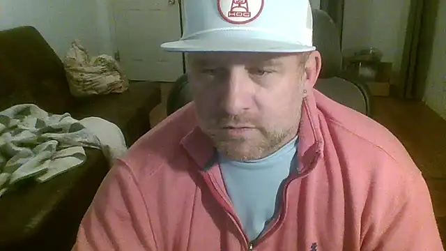 Snapshot of poundyouout69 chatting on 02.14.26 poundyouout69 online show from 02.14.26