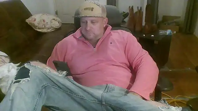 Snapshot of poundyouout69 chatting on 02.22.26 poundyouout69 online show from 02.22.26