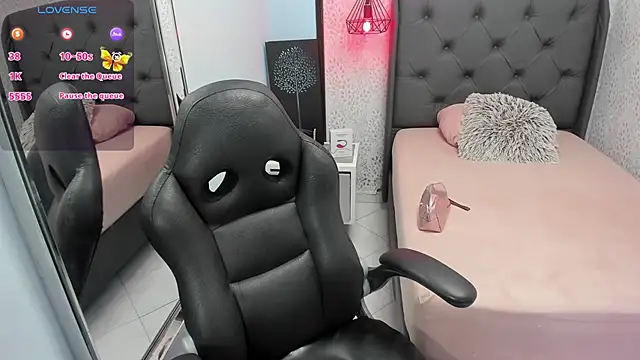 SUZETMONACO online show from 02.24.26