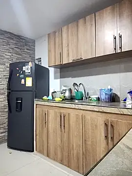 Snapshot of brigitht chatting on 10.28.25 brigitht online show from 10.28.25