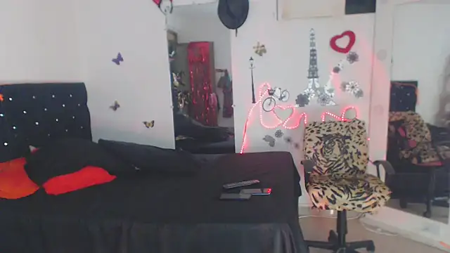 Snapshot of brigitht chatting on 11.02.25 brigitht online show from 11.02.25