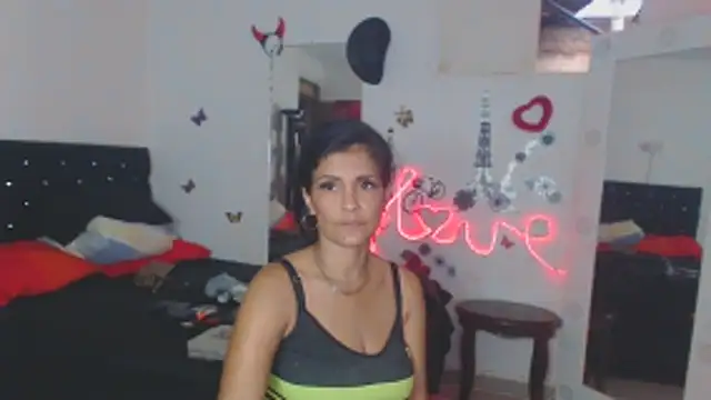 Snapshot of brigitht chatting on 11.03.25 brigitht online show from 11.03.25