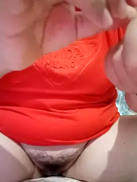 Snapshot of Squirt_lisa12 chatting on 02.16.25 Squirt lisa12 online show from 02.16.25