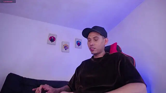 Snapshot of Jaison_halls chatting on 10.07.25 Jaison halls online show from 10.07.25