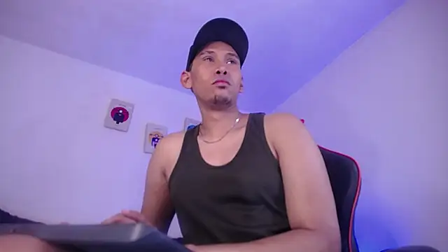 Snapshot of Jaison_halls chatting on 10.13.25 Jaison halls online show from 10.13.25