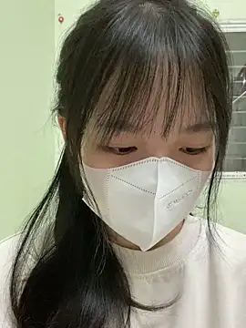 minmin2kk5 online show from 03.18.25