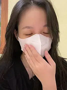 minmin2kk5 online show from 10.14.25