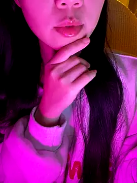 minmin2kk5 online show from 11.07.25