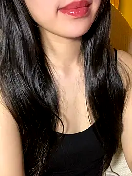 minmin2kk5 online show from 11.13.25