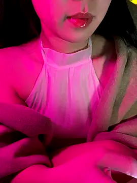 minmin2kk5 online show from 12.17.25