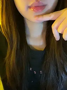 minmin2kk5 online show from 04.17.26