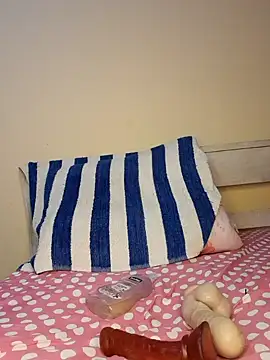 Freya 004 online show from 10.02.25