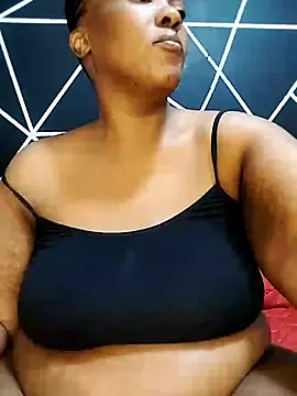 YummyChocolatexx2 online show from 07.07.26