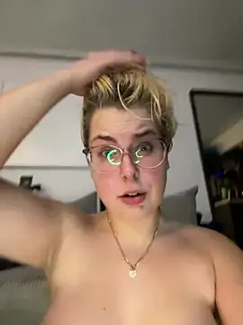 Livewithlucy online show from 12.27.24