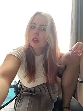 Livewithlucy online show from 01.17.25