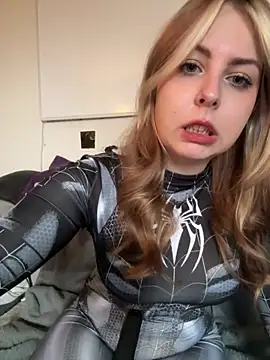 Livewithlucy online show from 02.21.25