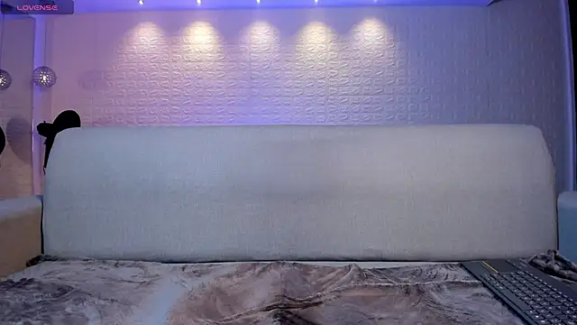 Snapshot of violet_scott chatting on 02.25.25 violet scott online show from 02.25.25