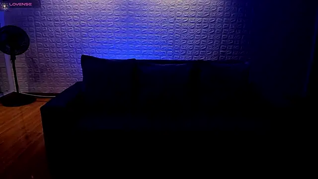 Snapshot of violet_scott chatting on 02.26.25 violet scott online show from 02.26.25