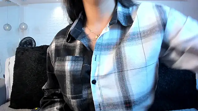 Snapshot of violet_scott chatting on 10.06.25 violet scott online show from 10.06.25