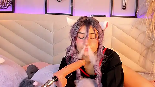 Snapshot of miia__baker chatting on 02.17.25 miia baker online show from 02.17.25