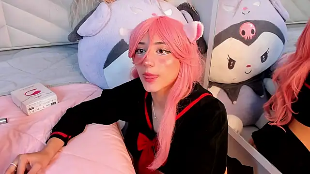 Snapshot of miia__baker chatting on 03.15.25 miia baker online show from 03.15.25