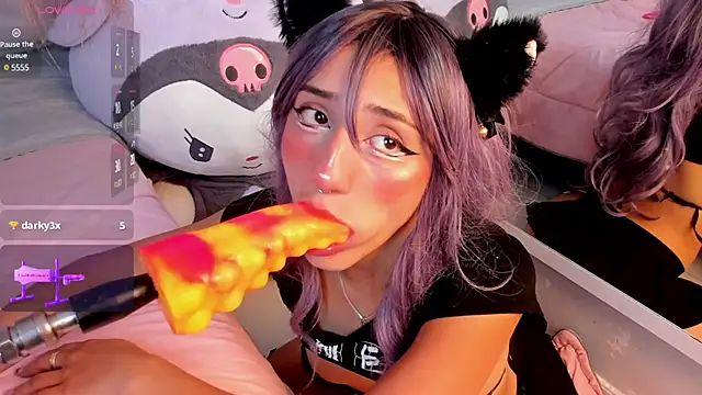 Snapshot of miia__baker chatting on 03.17.25 miia baker online show from 03.17.25