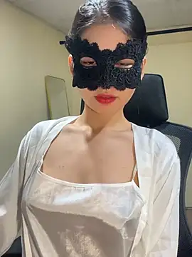 Snapshot of Salibae_Nha chatting on 02.20.25 Salibae Nha online show from 02.20.25