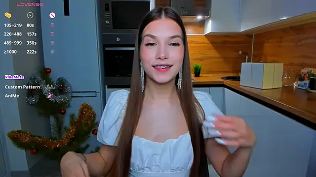  Eva Lee online show from 12.20.24