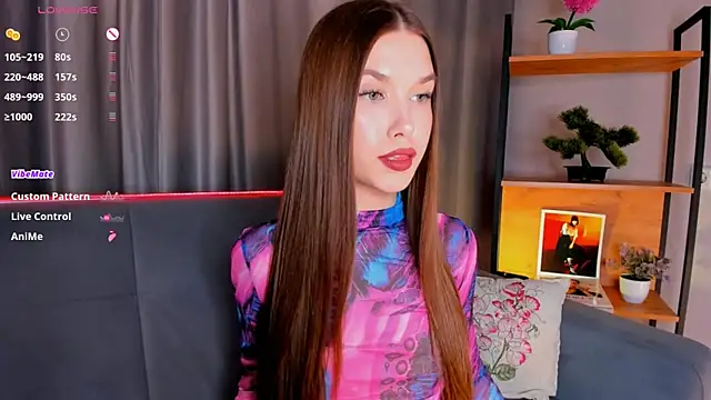  Eva Lee online show from 01.15.25