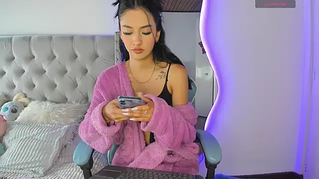 Violet Rost online show from 02.10.25