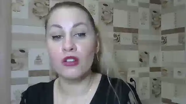 TherestlessKitty online show from 02.14.25