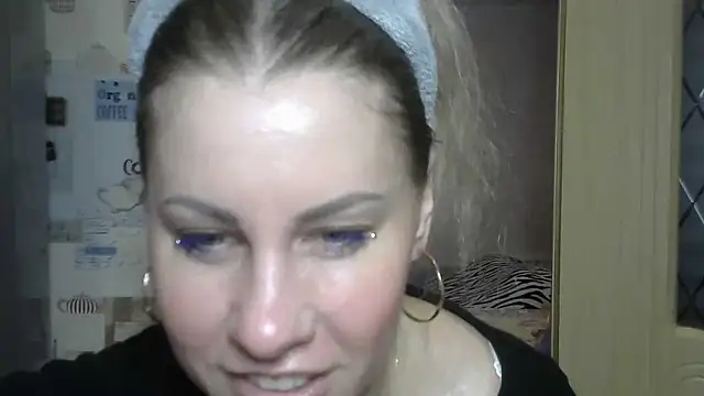 TherestlessKitty online show from 02.21.25