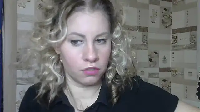 TherestlessKitty online show from 03.04.25