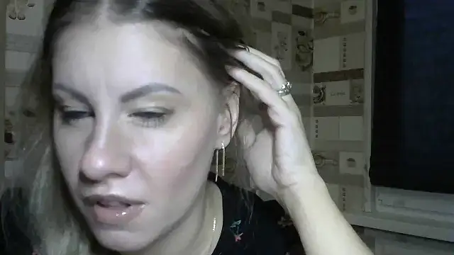 TherestlessKitty online show from 09.25.25