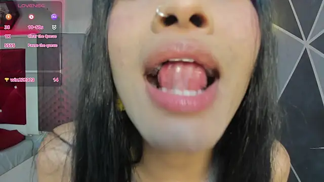 Karoll014 online show from 12.29.24