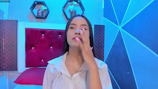 Snapshot of Karoll014 chatting on 10.09.25 Karoll014 online show from 10.09.25