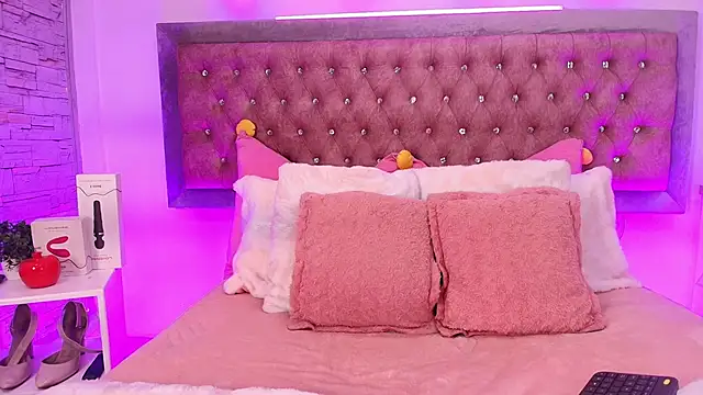 Tayzon Foxxx online show from 11.04.25