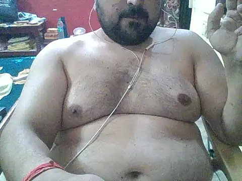 ARYANAVAILABLE online show from 09.14.25