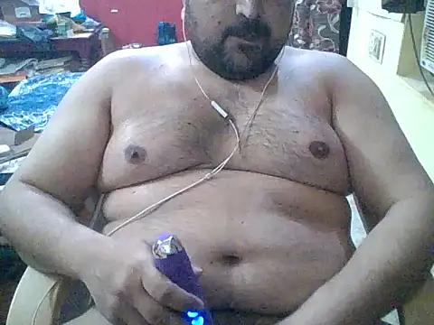 ARYANAVAILABLE online show from 03.16.26