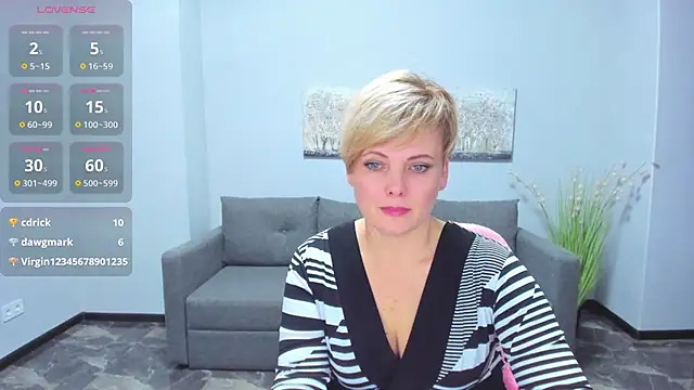 Snapshot of Julia_Wilsone chatting on 01.26.25 Julia Wilsone online show from 01.26.25