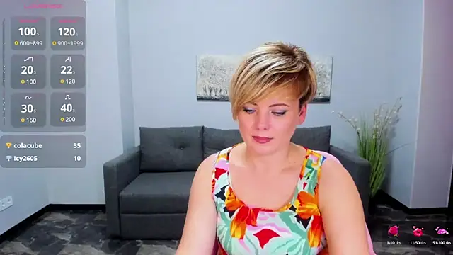 Snapshot of Julia_Wilsone chatting on 02.08.25 Julia Wilsone online show from 02.08.25