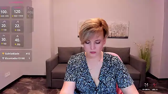 Snapshot of Julia_Wilsone chatting on 03.10.25 Julia Wilsone online show from 03.10.25