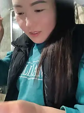 Sweetlove 77 online show from 12.21.24