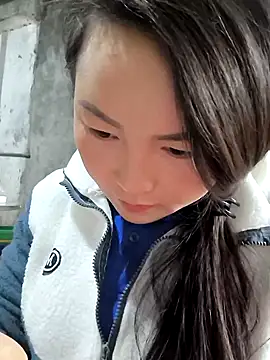Sweetlove 77 online show from 12.26.24