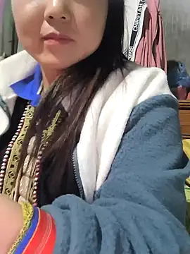 Sweetlove 77 online show from 12.27.24