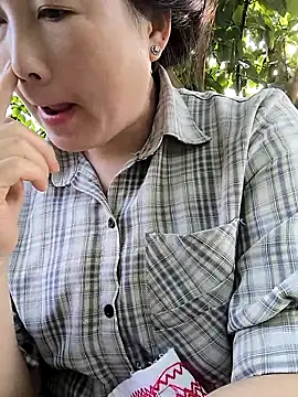 Sweetlove 77 online show from 10.15.25