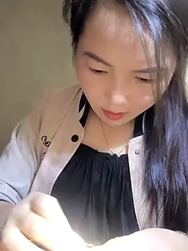 Sweetlove 77 online show from 12.20.25