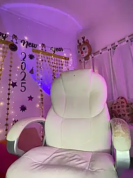 AlisonHoot69 online show from 01.01.25