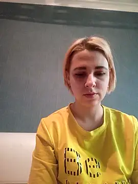 Gussie Bridie online show from 12.08.24