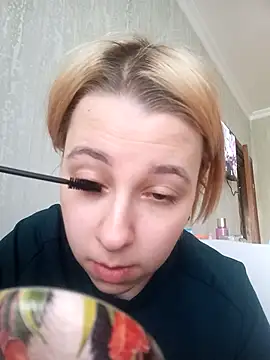 Gussie Bridie online show from 12.17.24